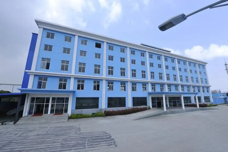 化妝品凈化車(chē)間（千級(jí)凈化工程）